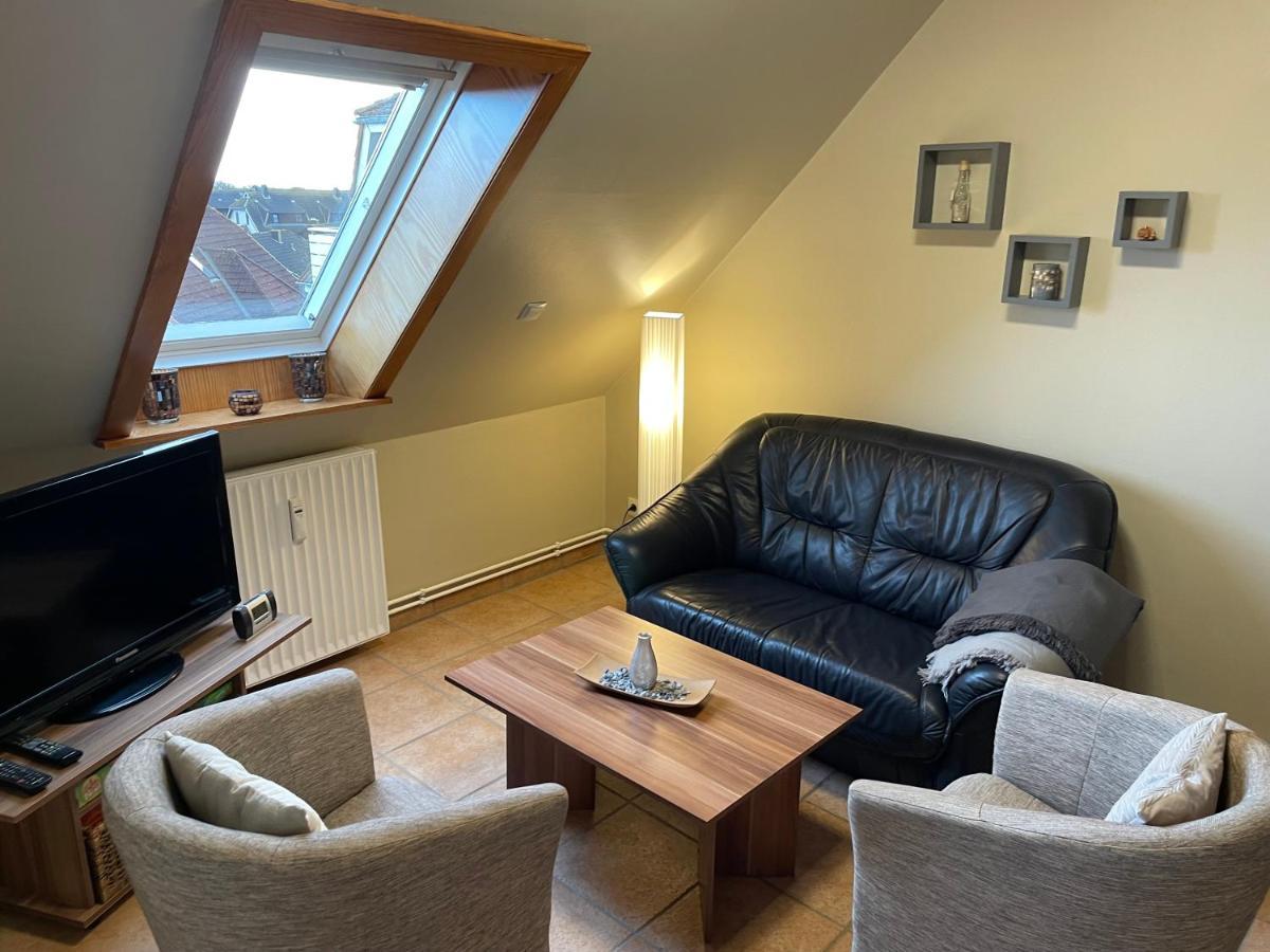 Modernisierte Ferienwohnung Friedrichskoog - Spitze, Gegenueber Mutter-Kind-Klinik 외부 사진